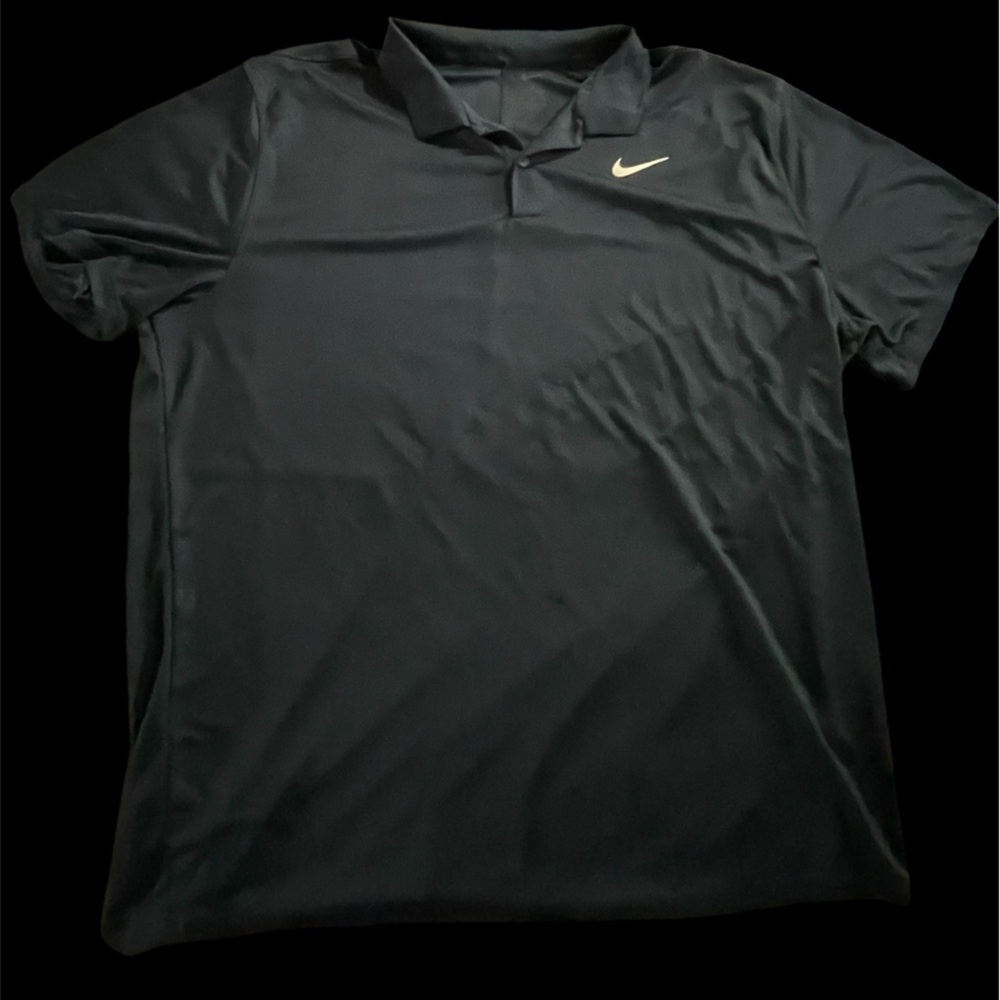 Nike Dri-Fit Polo Golf Shirt in men’s size XXL Navy blue